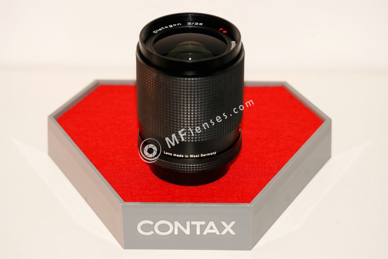 Carl Zeiss Contax Distagon 28mm f2 'Hollywood'-3039