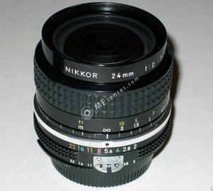 Nikon Nikkor 24mm f2 AI-2433