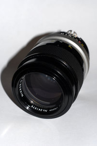 Nikon Nikkor-Q 135 2.8-3735